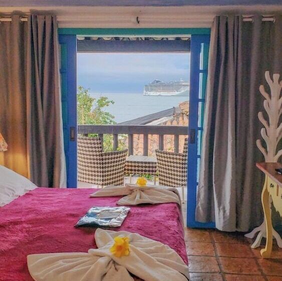 オーシャンビュースイート, Vila Bela Emília