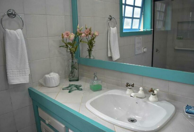 プールビュースイート, Vila Bela Emília