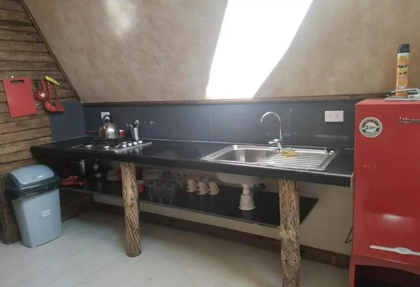 2-Schlafzimmer-Haus, Hostal Macal