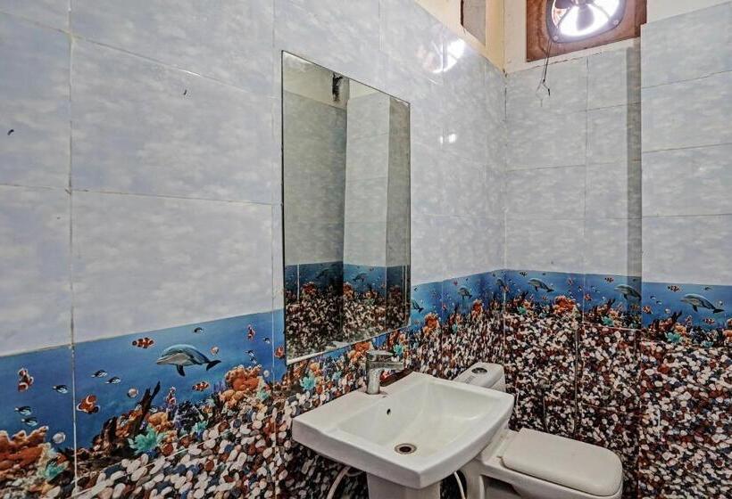 トリプルクラシックルーム, Oyo 81121 Modern