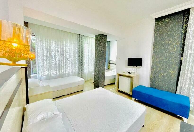 패밀리 스튜디오, Grand Lavi̇n