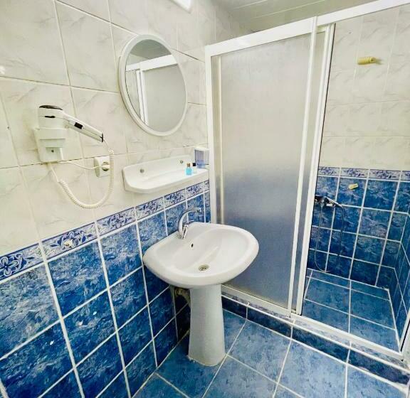 패밀리 스튜디오, Grand Lavi̇n