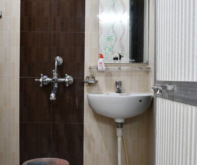 اتاق لوکس, Buddha International