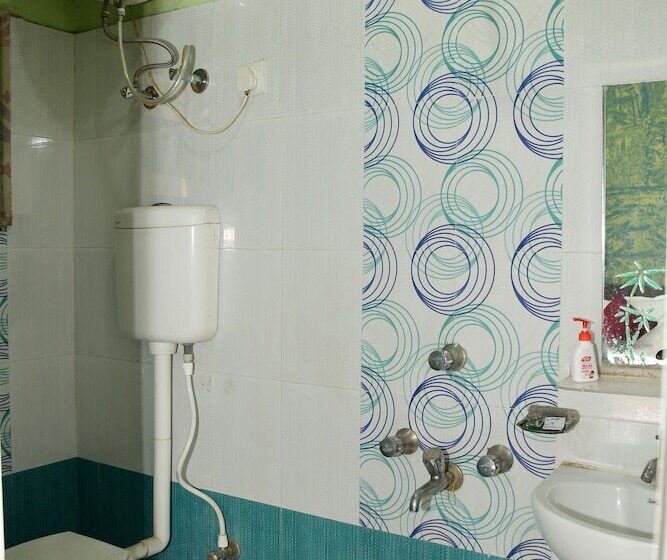 اتاق لوکس, Buddha International