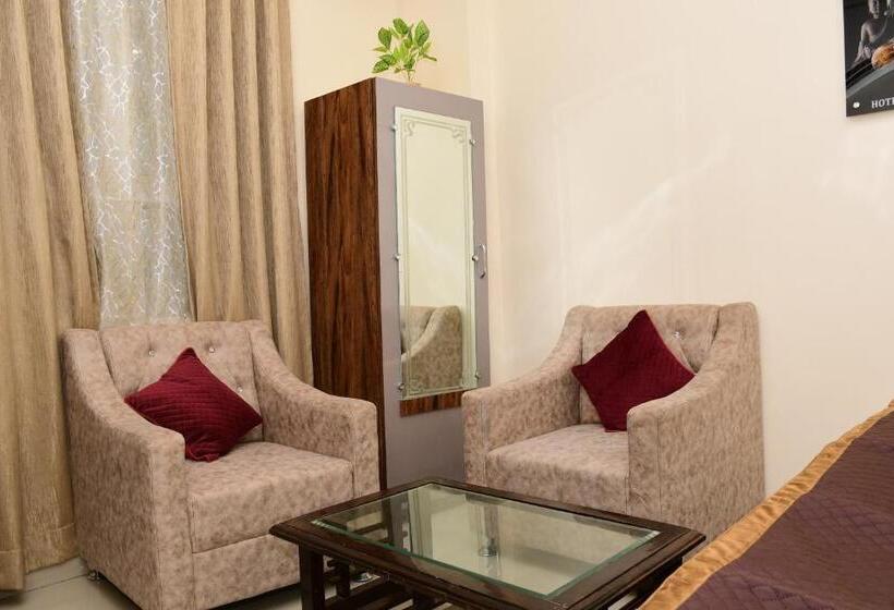 اتاق لوکس, Buddha International