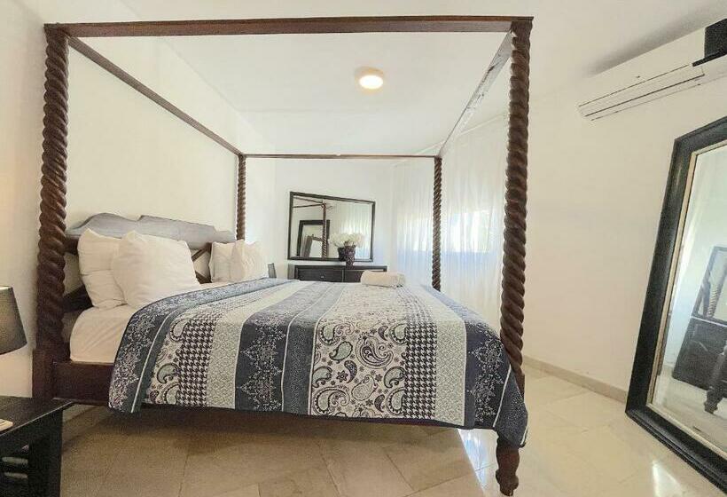 آپارتمان 1 خوابه با چشم‌انداز دریا, Oceanfront & Garden View Villas Hotel Wifi Bbq Parking Los Corales Beach Club & Spa