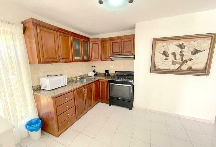 ویلای 1 خوابه با چشمانداز باغ, Oceanfront & Garden View Villas Hotel Wifi Bbq Parking Los Corales Beach Club & Spa