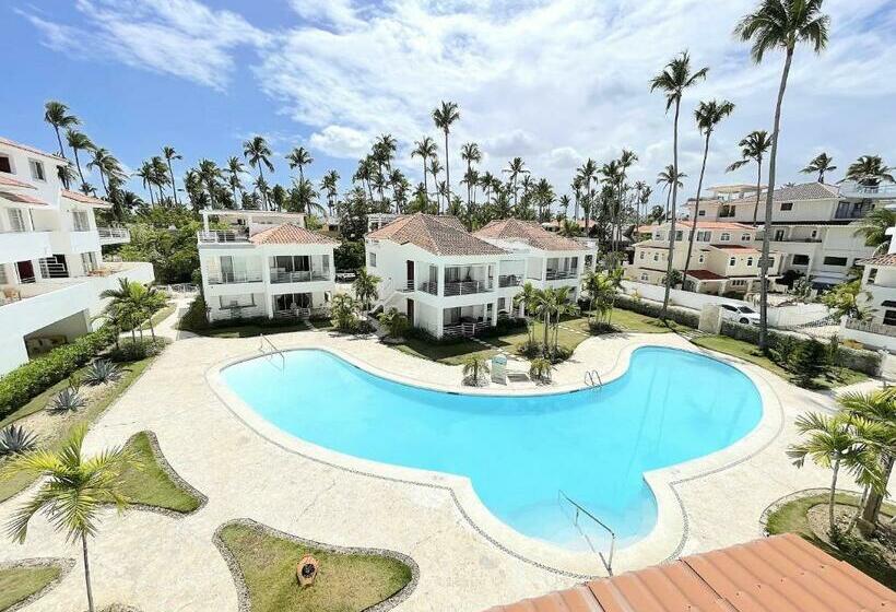 1 Bedroom Penthouse Apartment, Oceanfront & Garden View Villas Hotel Wifi Bbq Parking Los Corales Beach Club & Spa