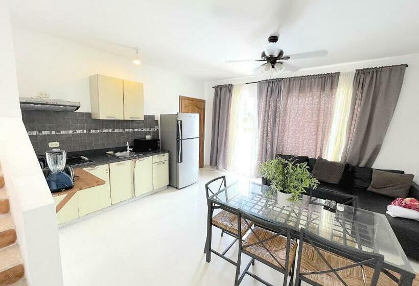 1 Bedroom Penthouse Apartment, Oceanfront & Garden View Villas Hotel Wifi Bbq Parking Los Corales Beach Club & Spa