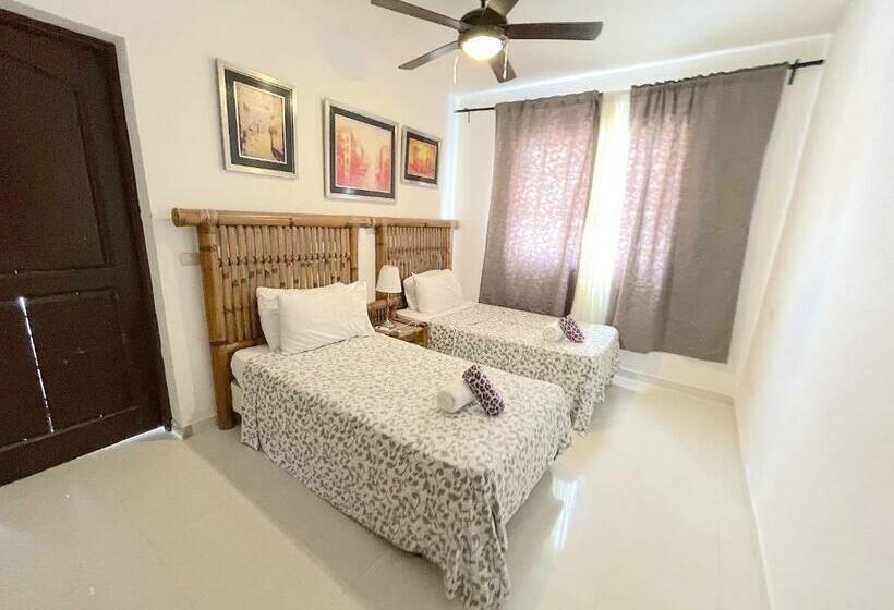 1 Bedroom Penthouse Apartment, Oceanfront & Garden View Villas Hotel Wifi Bbq Parking Los Corales Beach Club & Spa