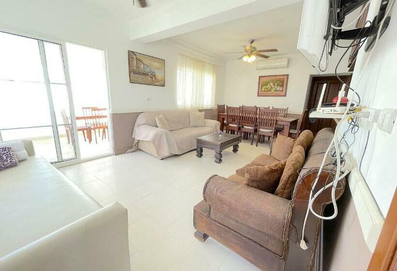 آپارتمان 1 خوابه با بالکن, Oceanfront & Garden View Villas Hotel Wifi Bbq Parking Los Corales Beach Club & Spa