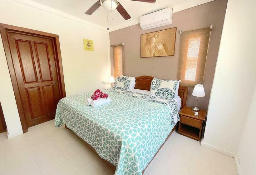 آپارتمان 1 خوابه با بالکن, Oceanfront & Garden View Villas Hotel Wifi Bbq Parking Los Corales Beach Club & Spa