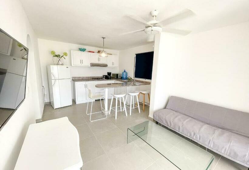 آپارتمان 1 خوابه با چشمانداز دریا, Oceanfront & Garden View Villas Hotel Wifi Bbq Parking Los Corales Beach Club & Spa