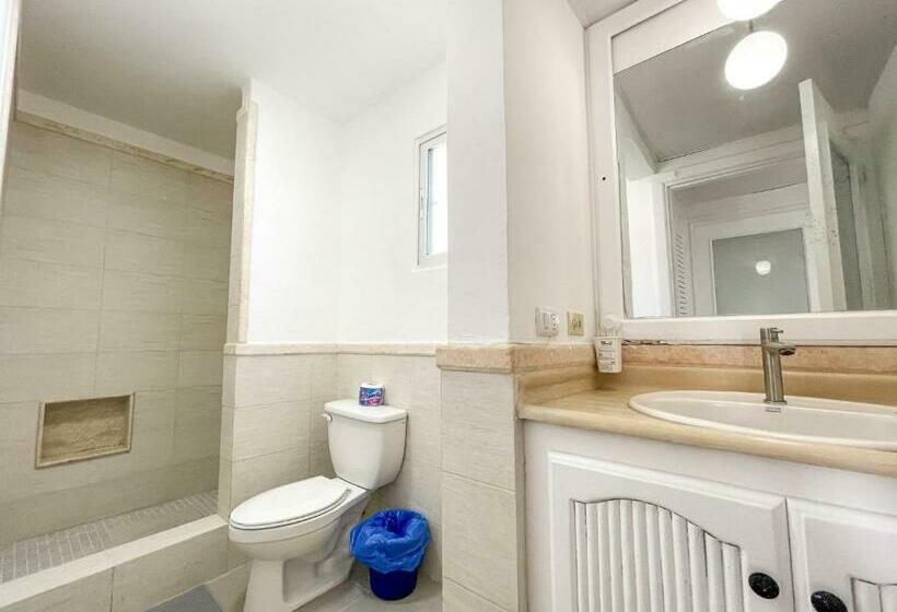 آپارتمان 1 خوابه با چشمانداز دریا, Oceanfront & Garden View Villas Hotel Wifi Bbq Parking Los Corales Beach Club & Spa