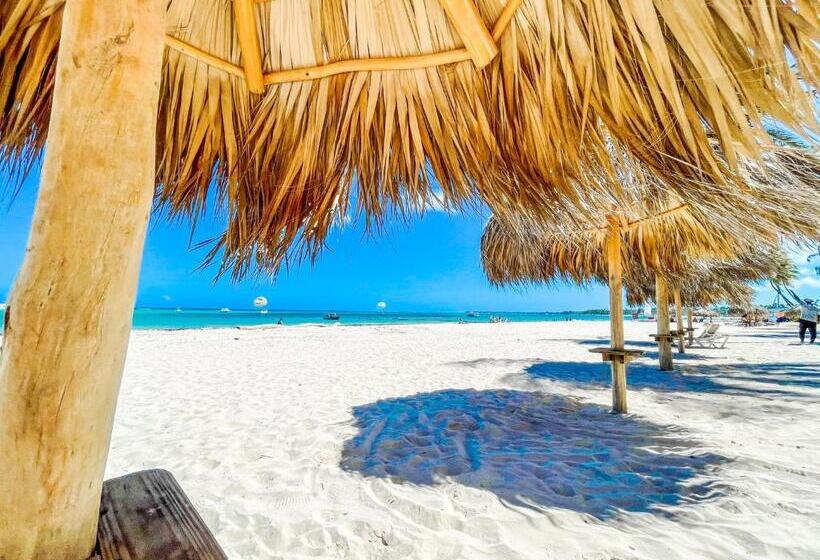 آپارتمان 1 خوابه با چشمانداز استخر, Oceanfront & Garden View Villas Hotel Wifi Bbq Parking Los Corales Beach Club & Spa