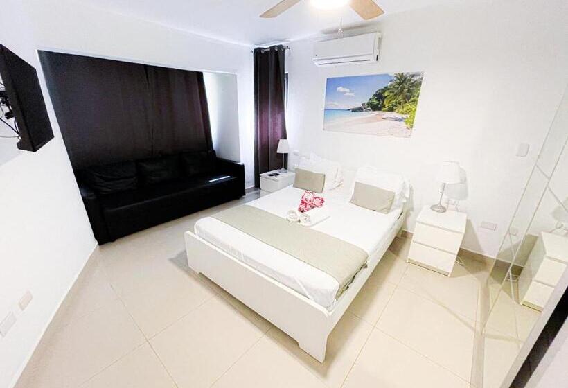 ویلای لوکس 1 خوابه, Oceanfront & Garden View Villas Hotel Wifi Bbq Parking Los Corales Beach Club & Spa