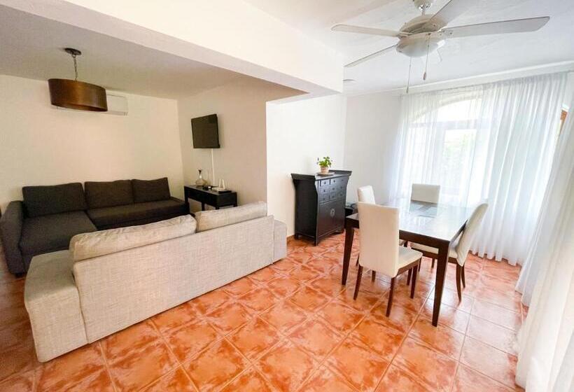 ویلای سوپریور 1 خوابه, Oceanfront & Garden View Villas Hotel Wifi Bbq Parking Los Corales Beach Club & Spa