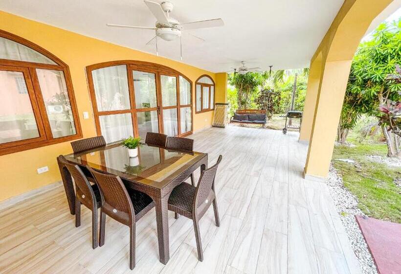 ویلای سوپریور 1 خوابه, Oceanfront & Garden View Villas Hotel Wifi Bbq Parking Los Corales Beach Club & Spa