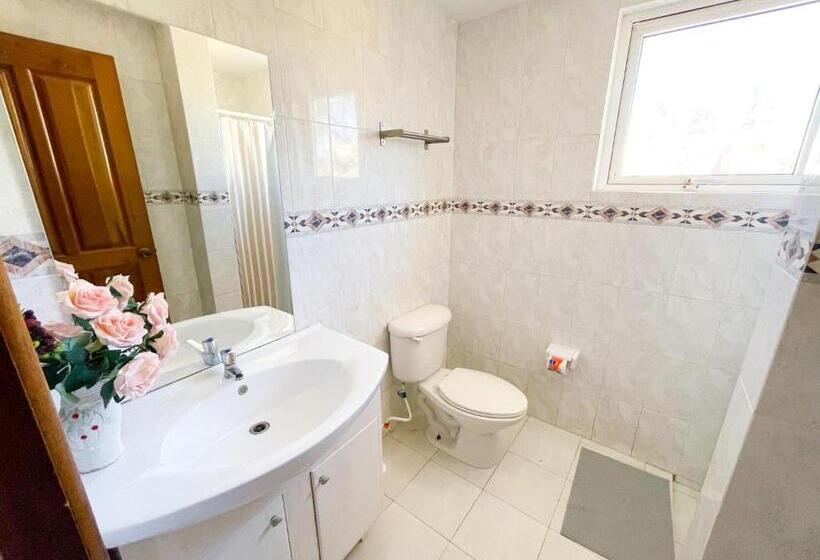 1 Bedroom Penthouse Apartment, Oceanfront & Garden View Villas Hotel Wifi Bbq Parking Los Corales Beach Club & Spa