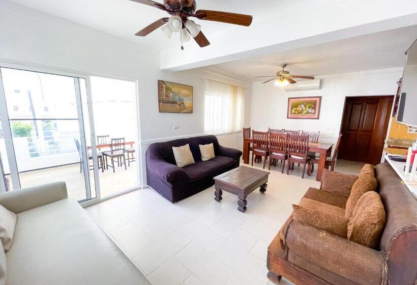 آپارتمان 1 خوابه با بالکن, Oceanfront & Garden View Villas Hotel Wifi Bbq Parking Los Corales Beach Club & Spa