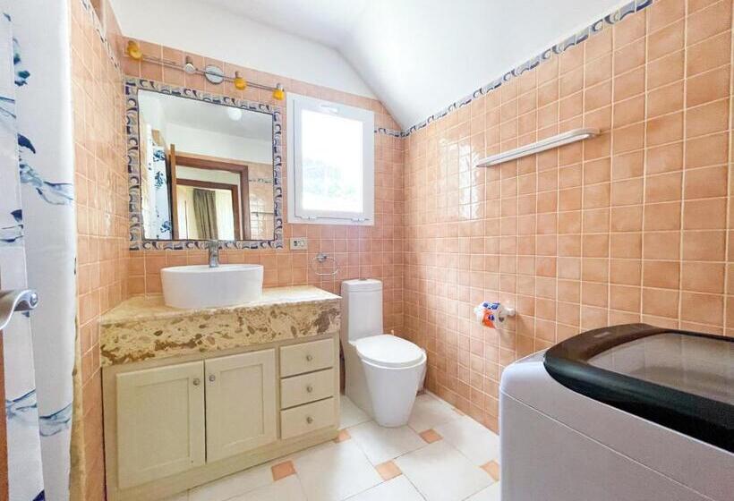 ویلای لوکس 1 خوابه, Oceanfront & Garden View Villas Hotel Wifi Bbq Parking Los Corales Beach Club & Spa