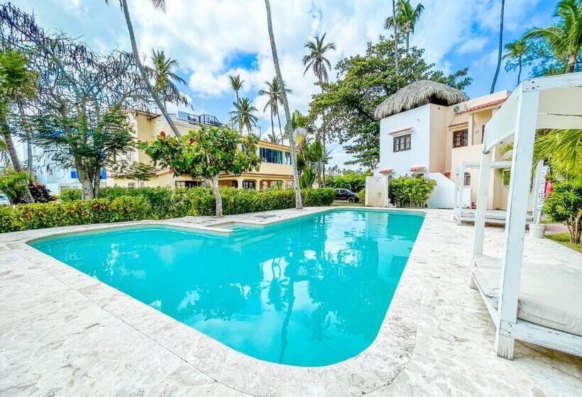 ویلای سوپریور 1 خوابه, Oceanfront & Garden View Villas Hotel Wifi Bbq Parking Los Corales Beach Club & Spa