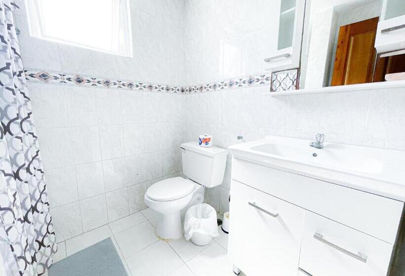 ویلای سوپریور 1 خوابه, Oceanfront & Garden View Villas Hotel Wifi Bbq Parking Los Corales Beach Club & Spa