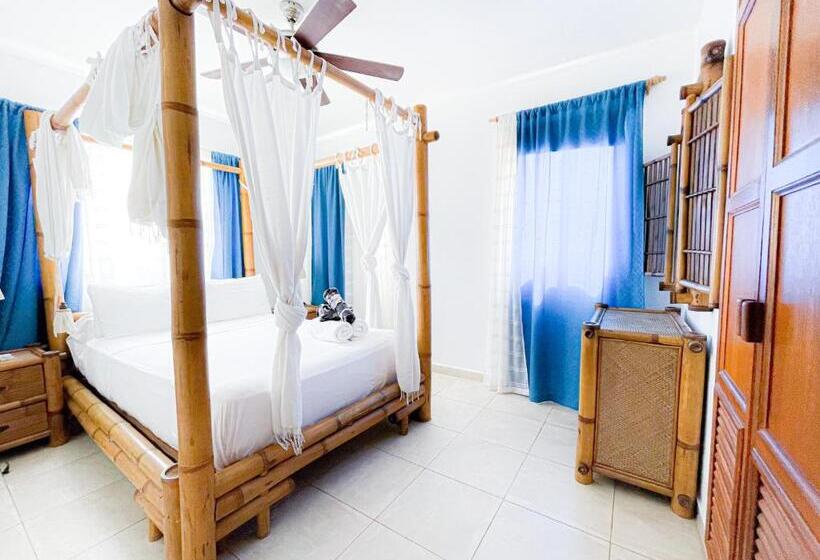 ویلای سوپریور 1 خوابه, Oceanfront & Garden View Villas Hotel Wifi Bbq Parking Los Corales Beach Club & Spa