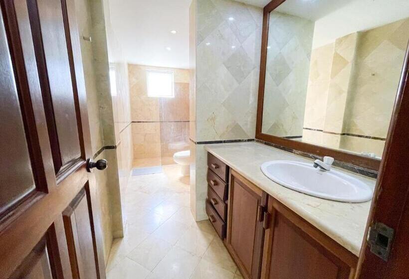 ویلای سوپریور 1 خوابه, Oceanfront & Garden View Villas Hotel Wifi Bbq Parking Los Corales Beach Club & Spa