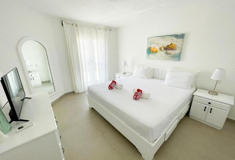 آپارتمان 1 خوابه با چشمانداز دریا, Oceanfront & Garden View Villas Hotel Wifi Bbq Parking Los Corales Beach Club & Spa