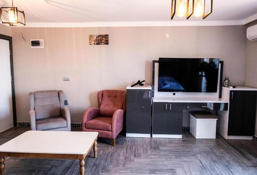 オーシャンビューデラックスルームバルコニー付き, Stone House Buti̇k Otel