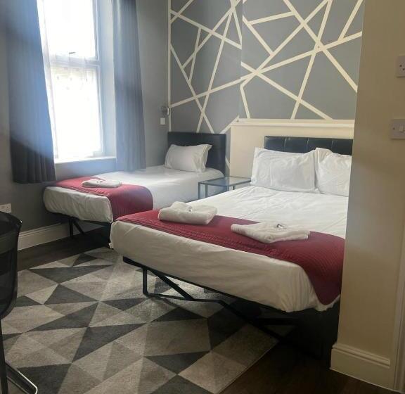 标准三人间, Saba Rooms And Apartments