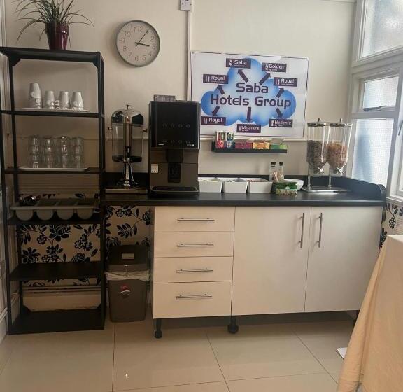 标准三人间, Saba Rooms And Apartments