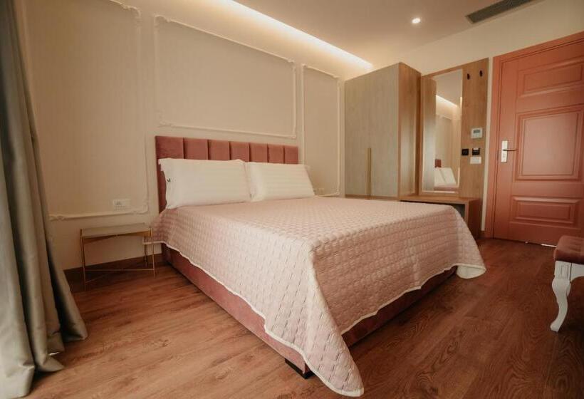 סוויטת ג'וניור, Martiness Hotel Durres