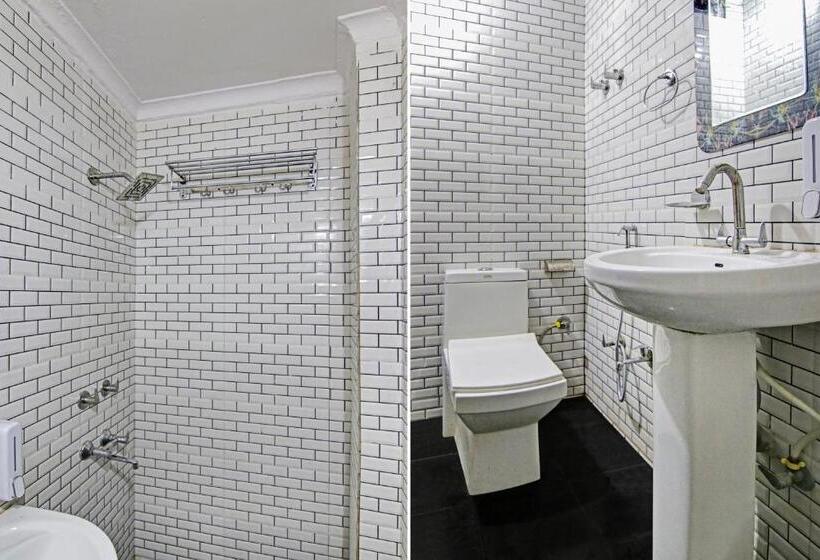 Quarto Triplo Clássico, Flagship  Dp Palace Near Jama Masjid