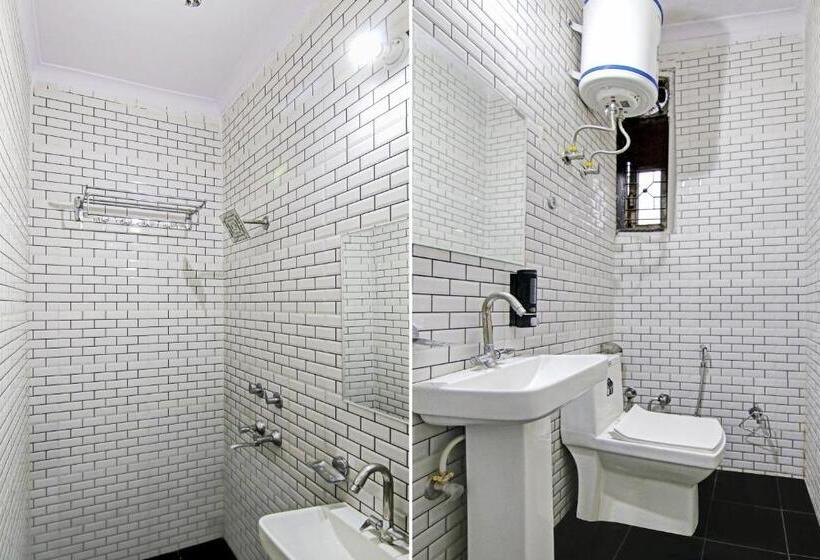 Quarto Triplo Clássico, Flagship  Dp Palace Near Jama Masjid