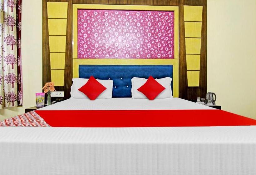 Quarto Triplo Clássico, Flagship  Dp Palace Near Jama Masjid