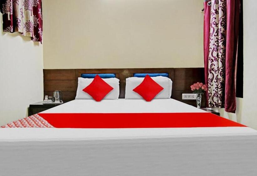 Quarto Triplo Clássico, Flagship  Dp Palace Near Jama Masjid