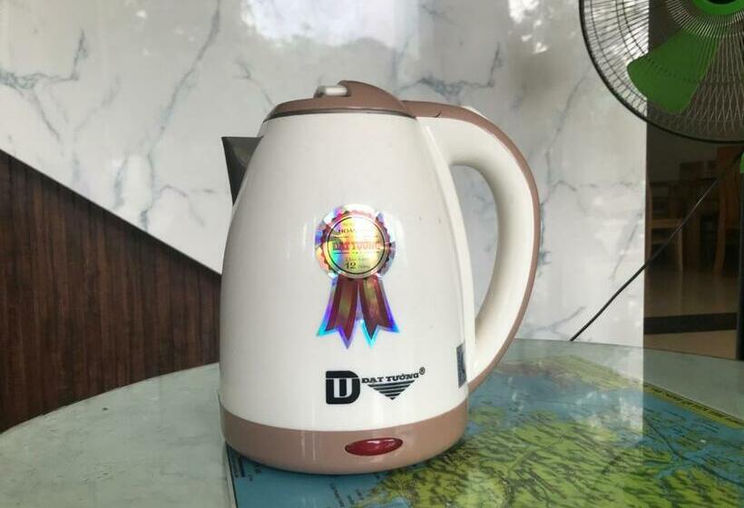 اتاق استاندارد با چشم‌انداز کوهستان, Tung Quang