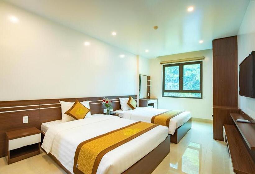 اتاق استاندارد چهار تخته, Tung Quang