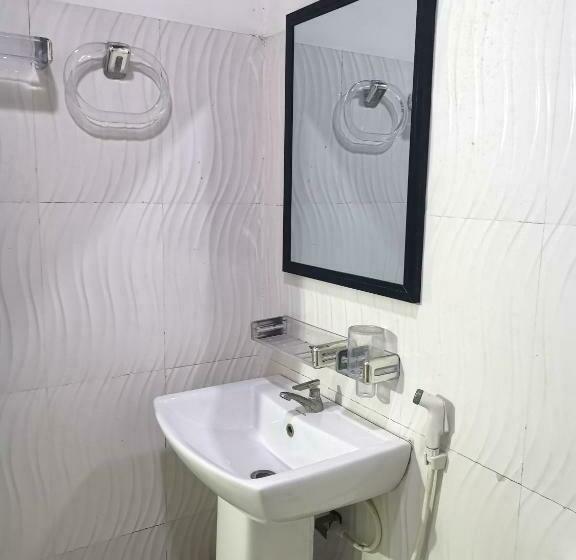 Habitació Triple Deluxe, Uppuveli Beach