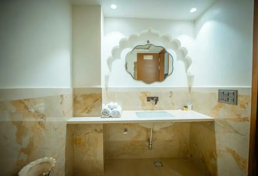 デラックスルーム, Ashok Villa