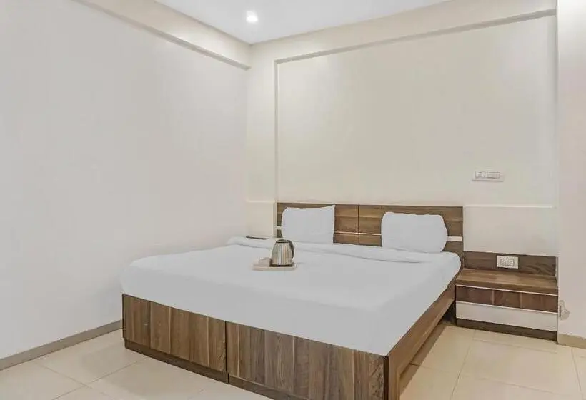 スタンダードルーム, Super Townhouse The Upper Room Near Pune Airport