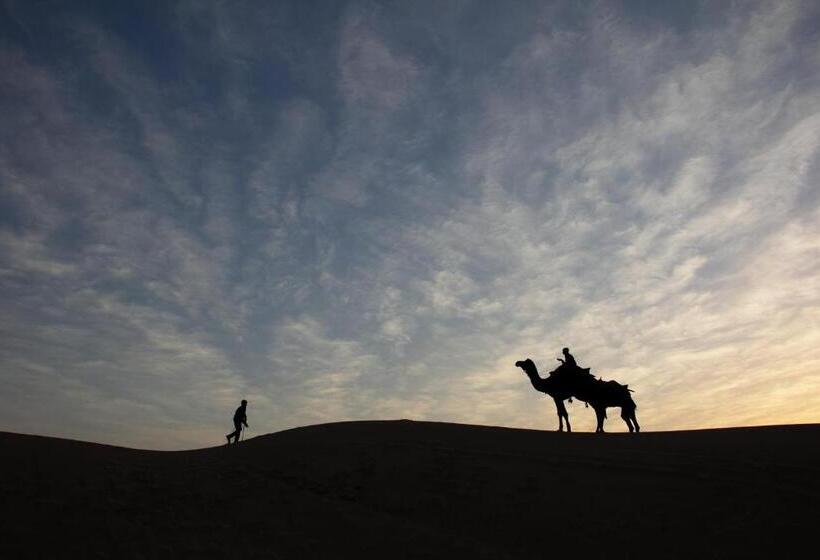 ファミリールーム, The Carvaans Resort