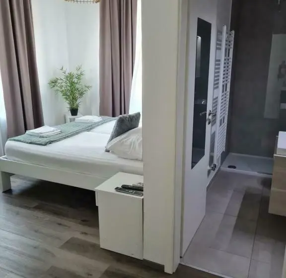اتاق استاندارد, Azurs Ljubljana
