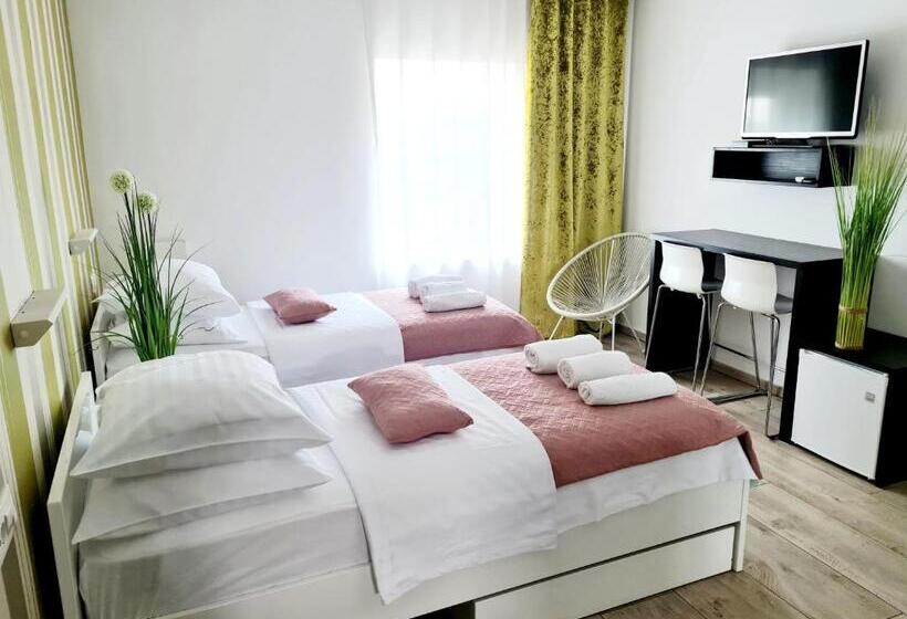 اتاق استاندارد, Azurs Ljubljana