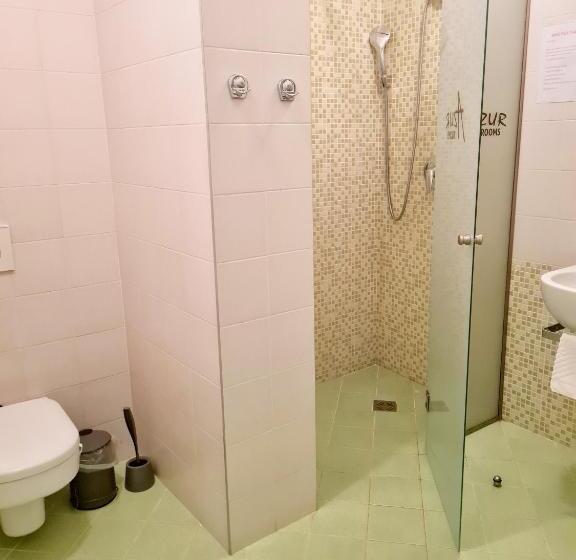 اتاق استاندارد سه نفره, Azurs Ljubljana