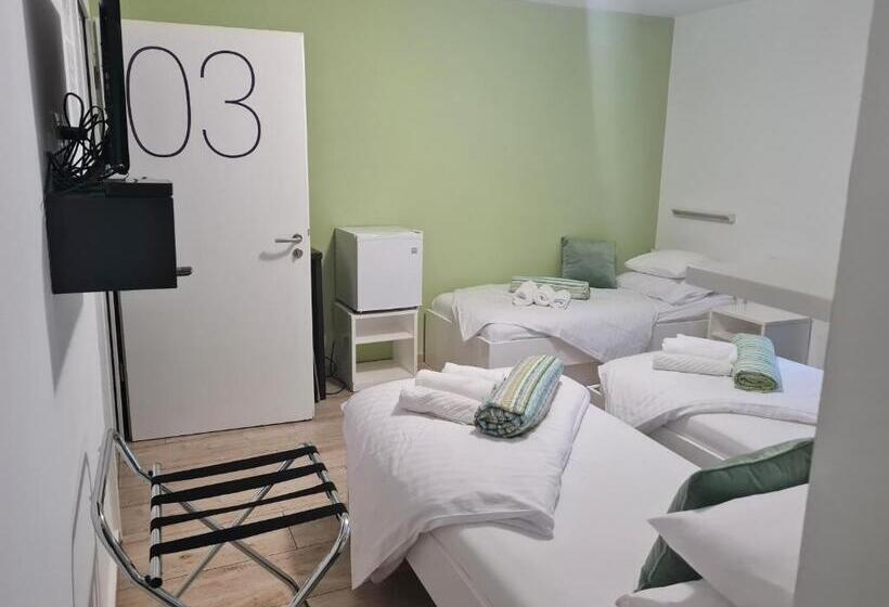 اتاق استاندارد سه نفره, Azurs Ljubljana