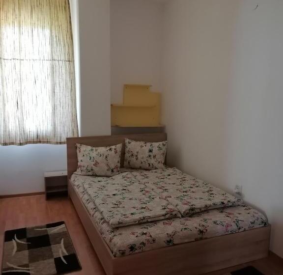 חדר סטנדרט חדר אמבטיה משותף, Casă De Oaspeți Orso