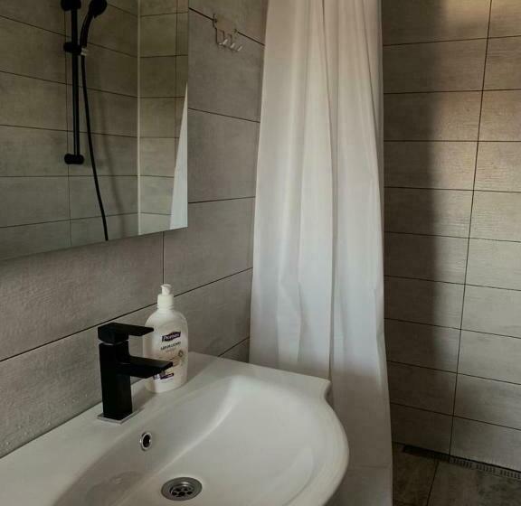 デラックスルーム, Casa Dumitru